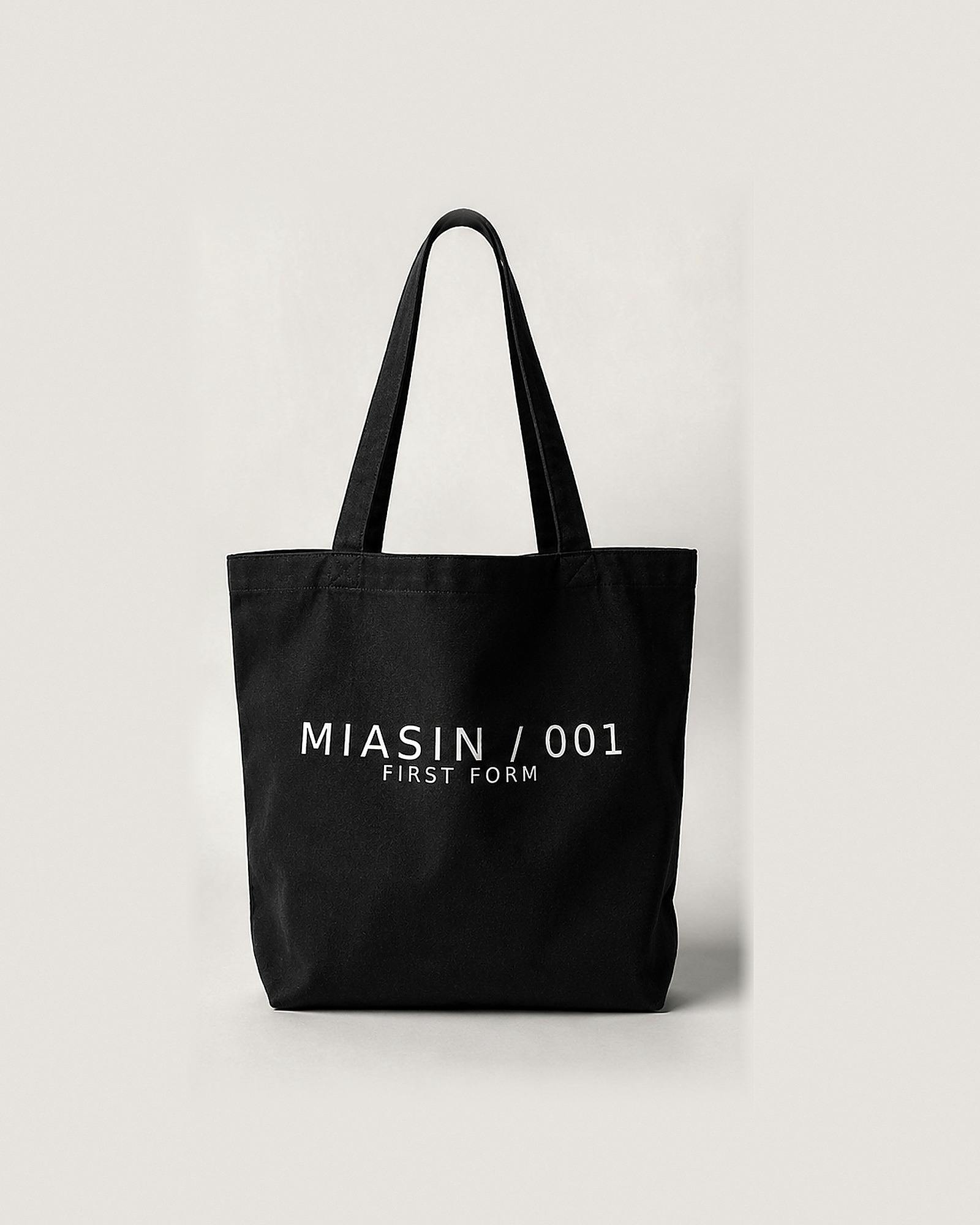 TOTE 01 — Canvas Tote